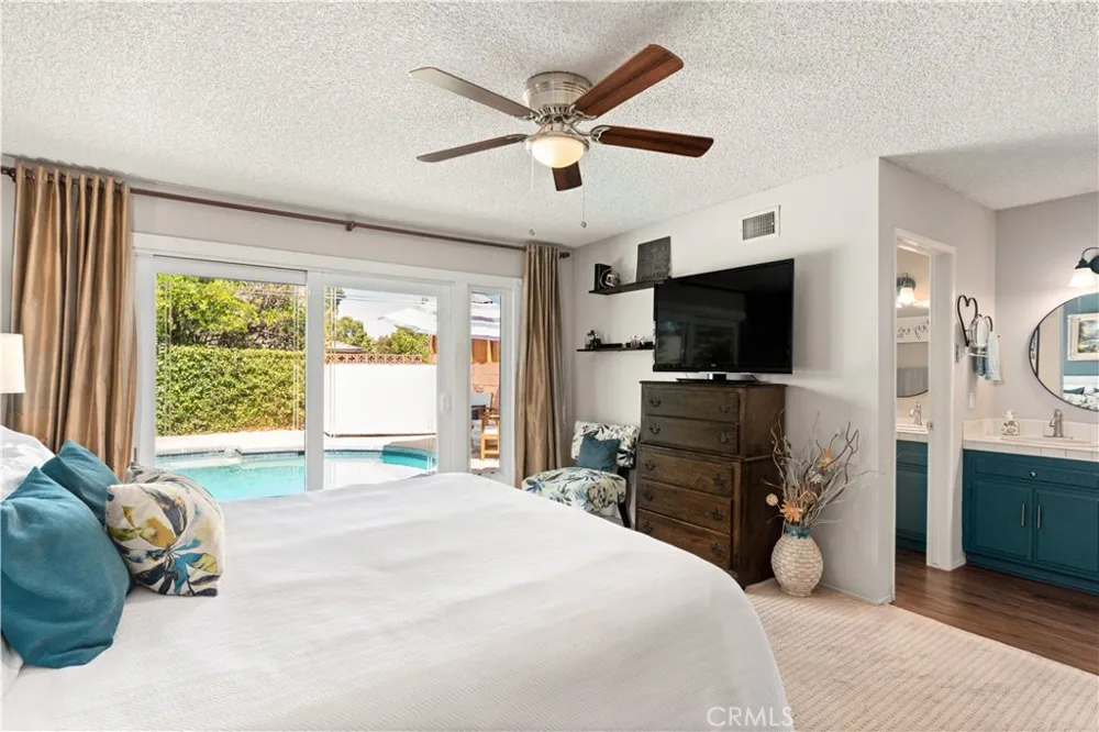 33 Madrid Newbury Park, CA 91320