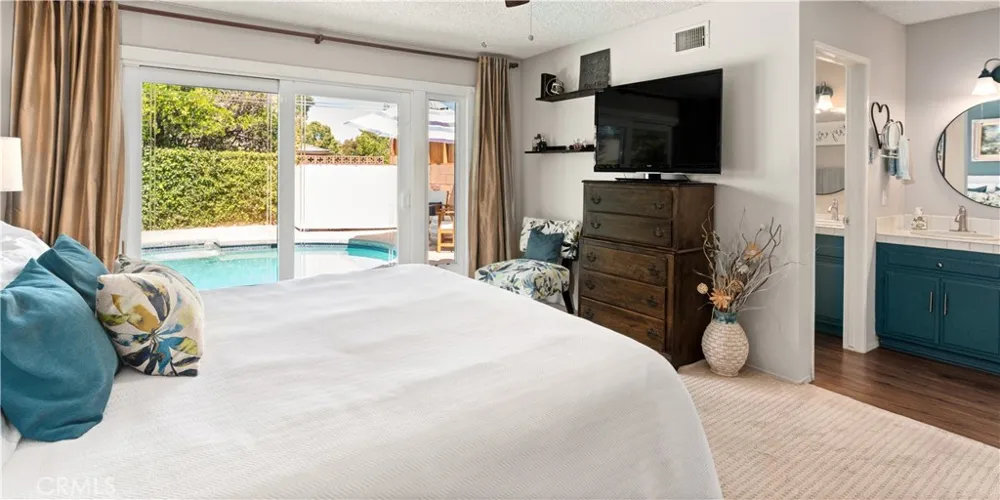 33 Madrid Newbury Park, CA 91320
