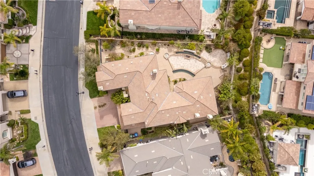 20311 Via Botticelli Northridge, CA 91326