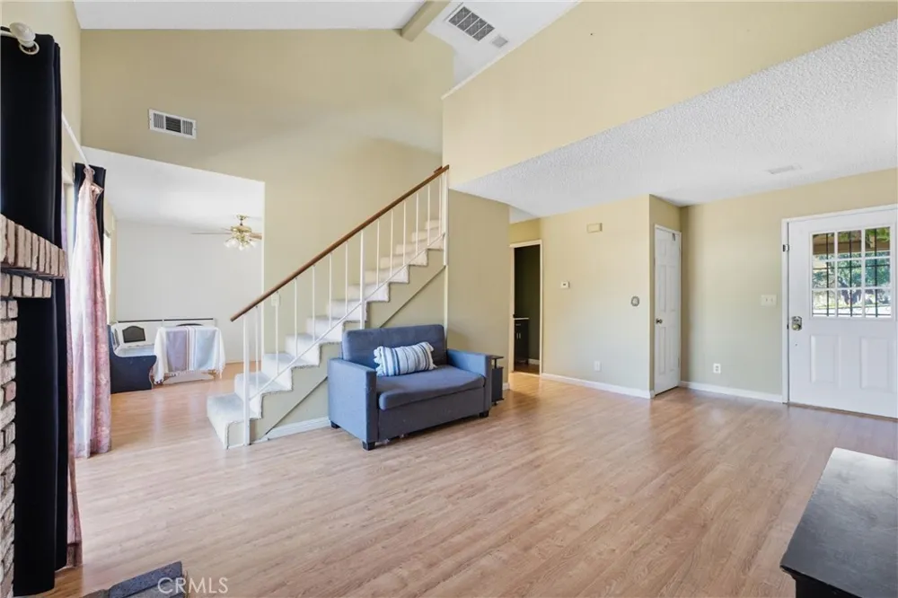 18551 Glenview Court Tehachapi, CA 93561