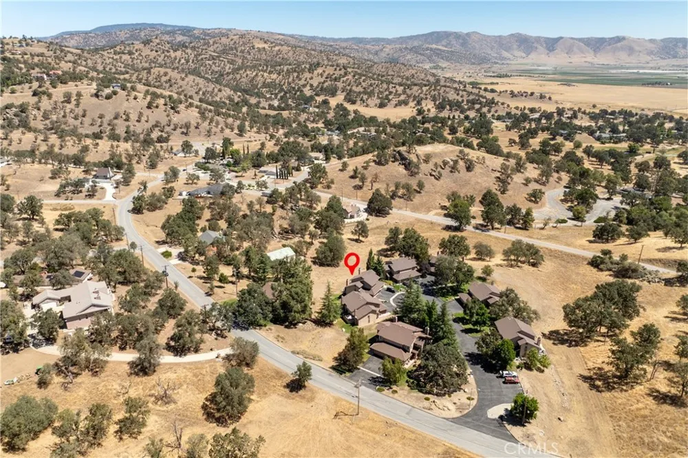 18551 Glenview Court Tehachapi, CA 93561