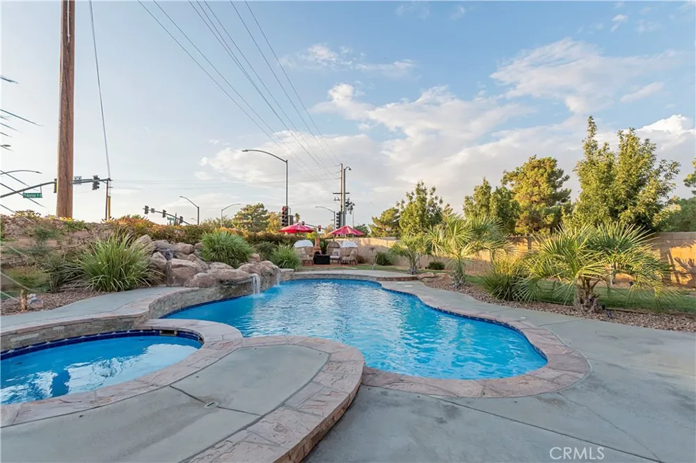 39141 Calmview Palmdale, CA 93551