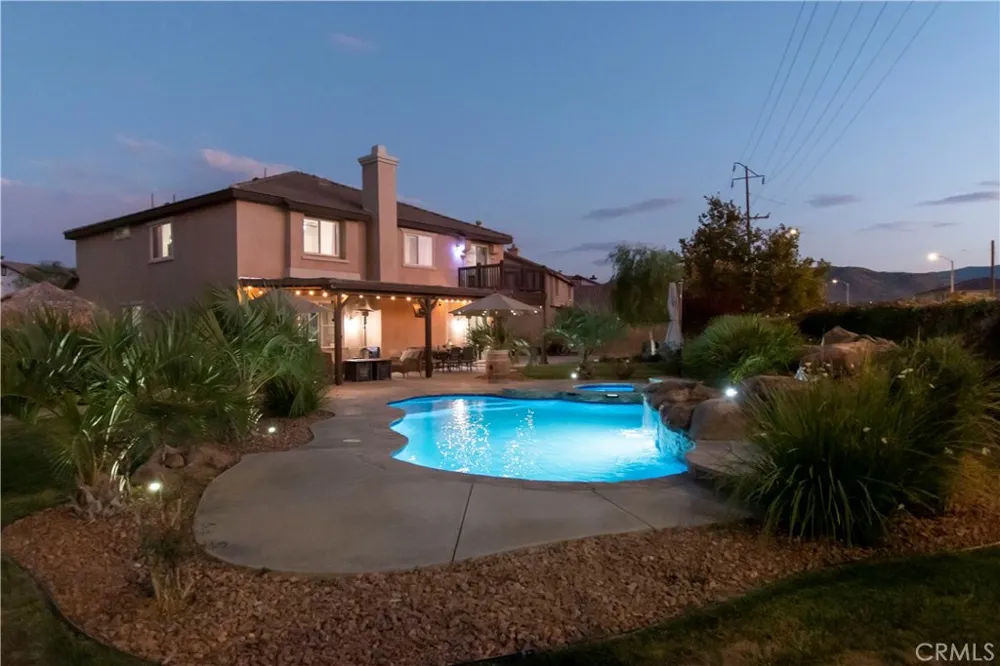 39141 Calmview Palmdale, CA 93551