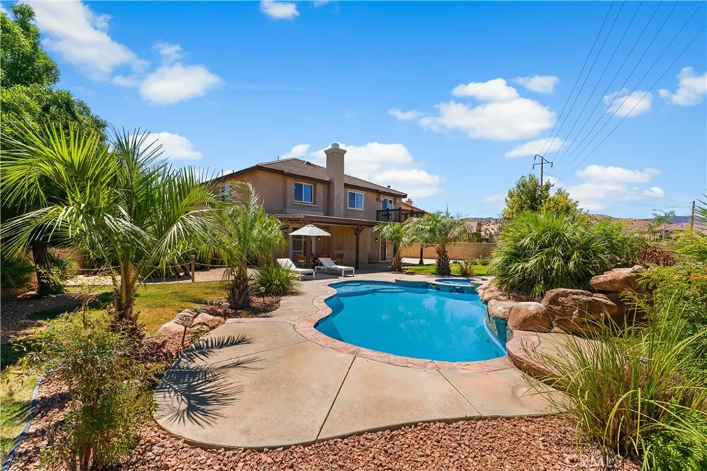 39141 Calmview Palmdale, CA 93551
