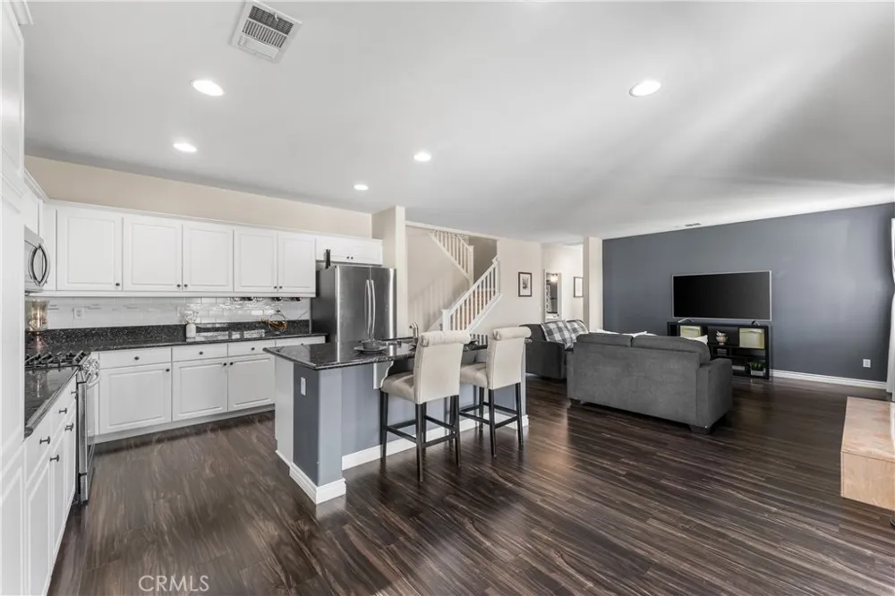 39141 Calmview Palmdale, CA 93551