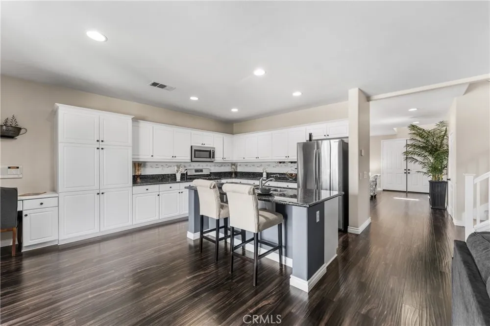 39141 Calmview Palmdale, CA 93551