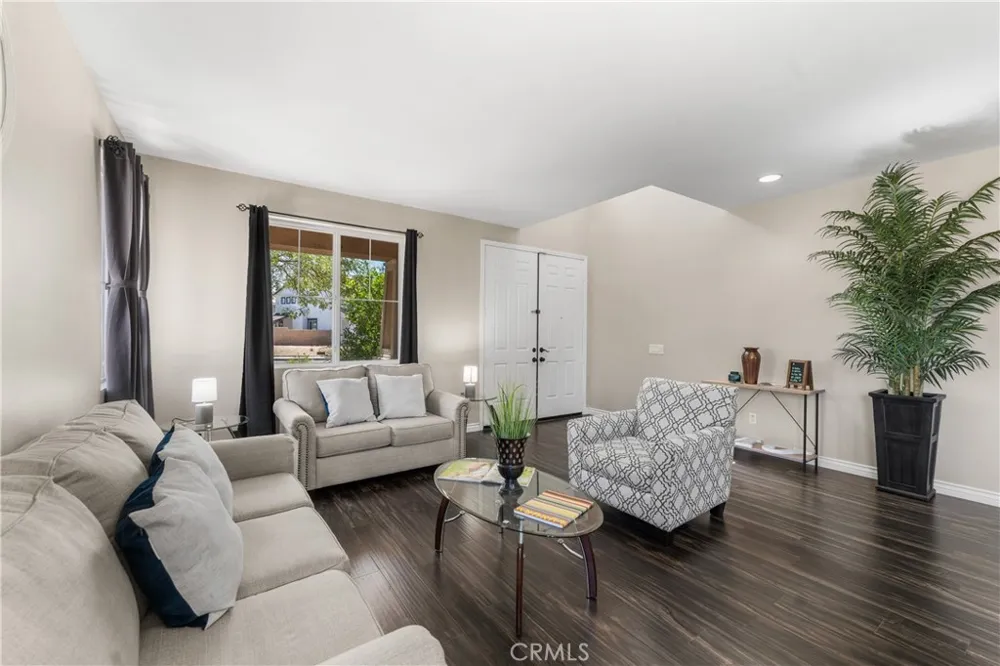39141 Calmview Palmdale, CA 93551