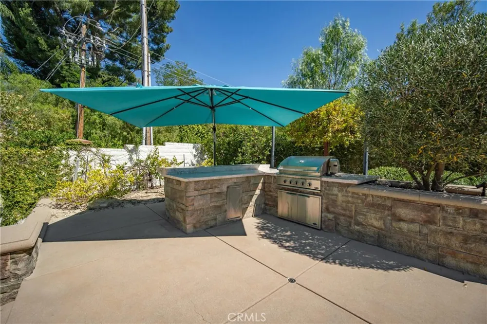 2025 Lonestar Thousand Oaks, CA 91362
