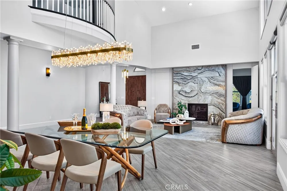 2025 Lonestar Thousand Oaks, CA 91362