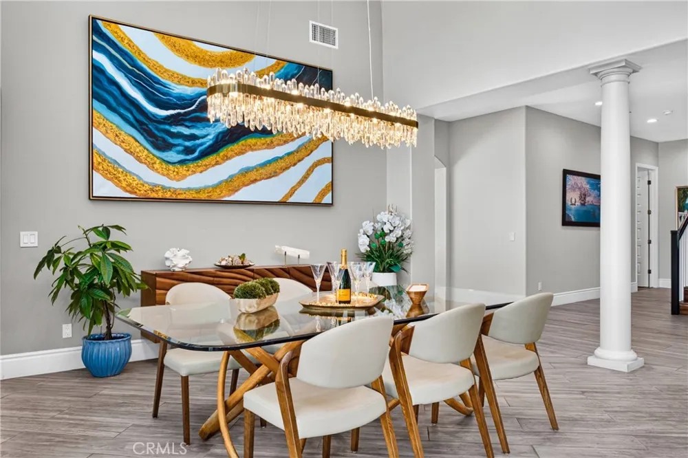 2025 Lonestar Thousand Oaks, CA 91362