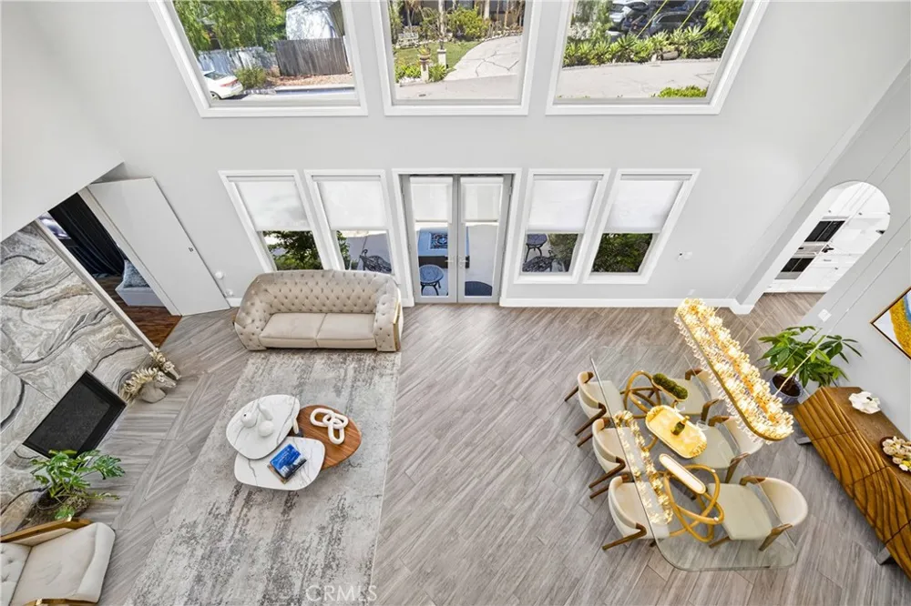2025 Lonestar Thousand Oaks, CA 91362