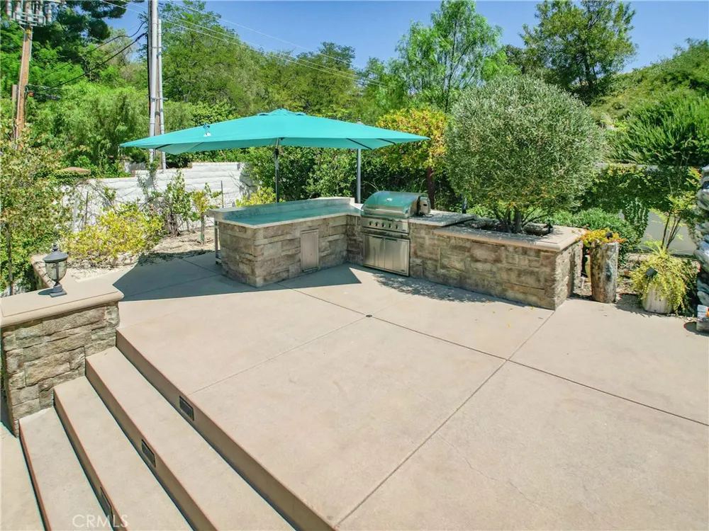 2025 Lonestar Thousand Oaks, CA 91362