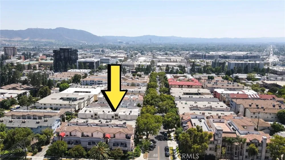 554 E San Jose #203 Burbank, CA 91501