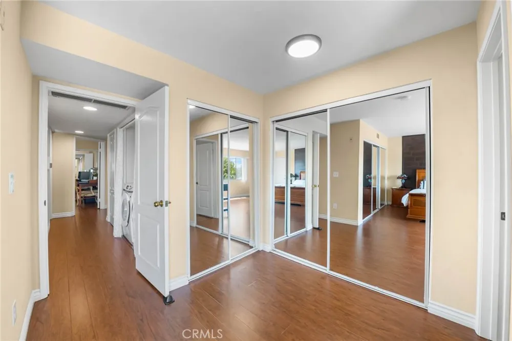 554 E San Jose #203 Burbank, CA 91501