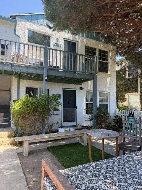 2722 Grand Canal Los Angeles, CA 90291