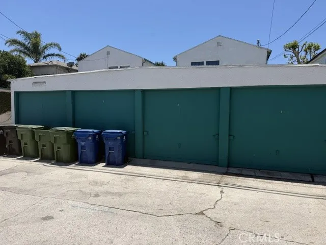 2722 Grand Canal Los Angeles, CA 90291