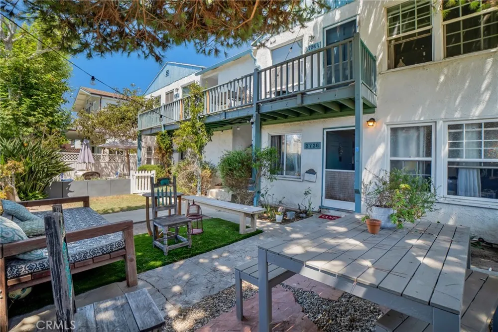 2722 Grand Canal Los Angeles, CA 90291