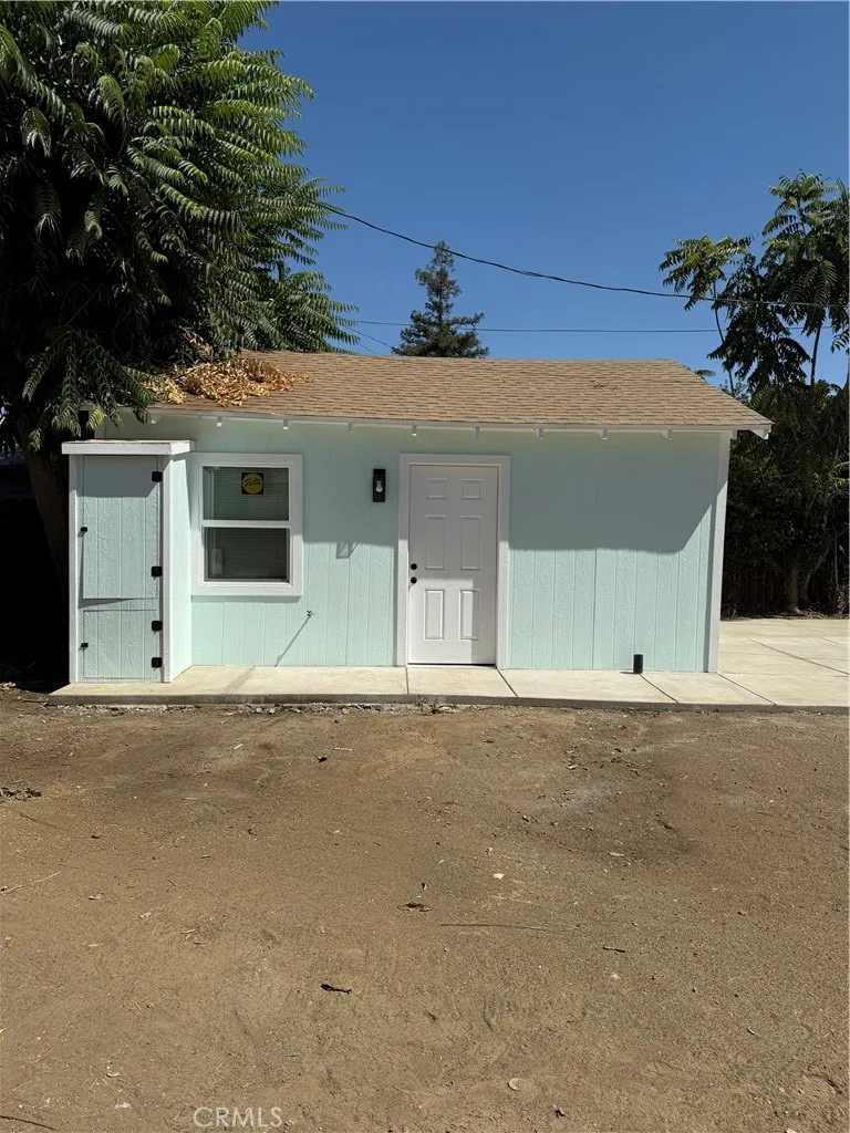 605 G STREET Bakersfield, CA 93304