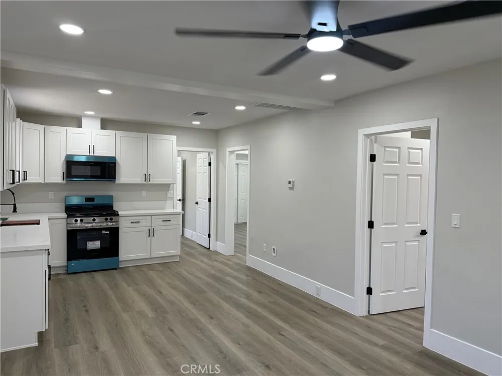 605 G STREET Bakersfield, CA 93304