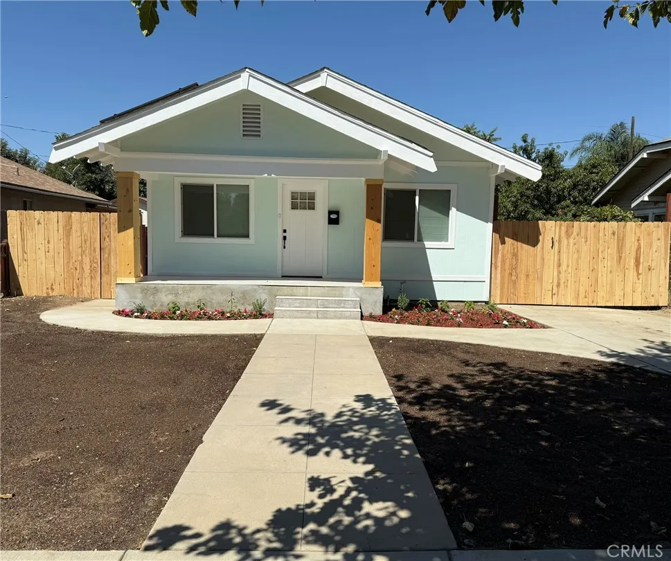 605 G STREET Bakersfield, CA 93304