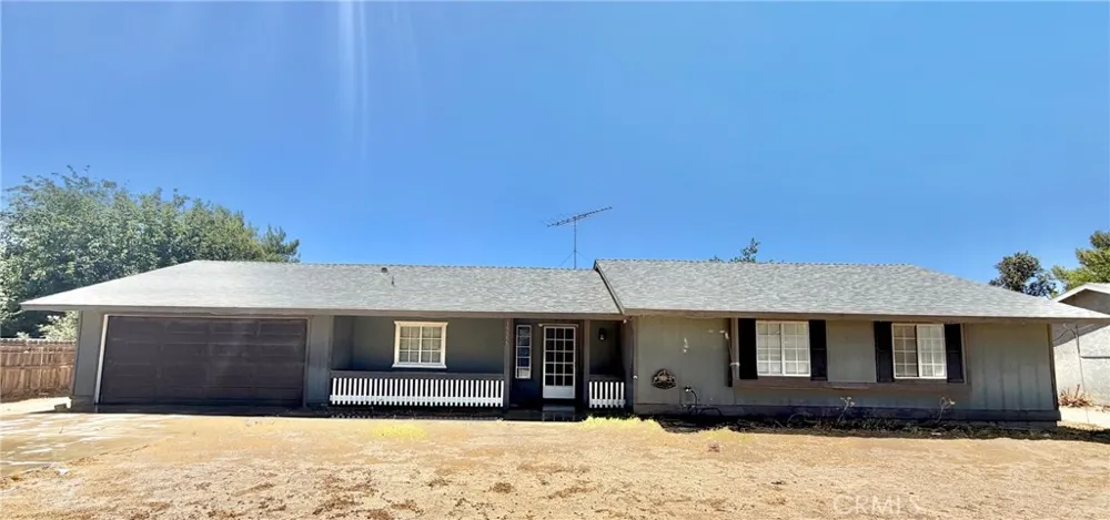 39355 169th E Lake Los Angeles, CA 93591