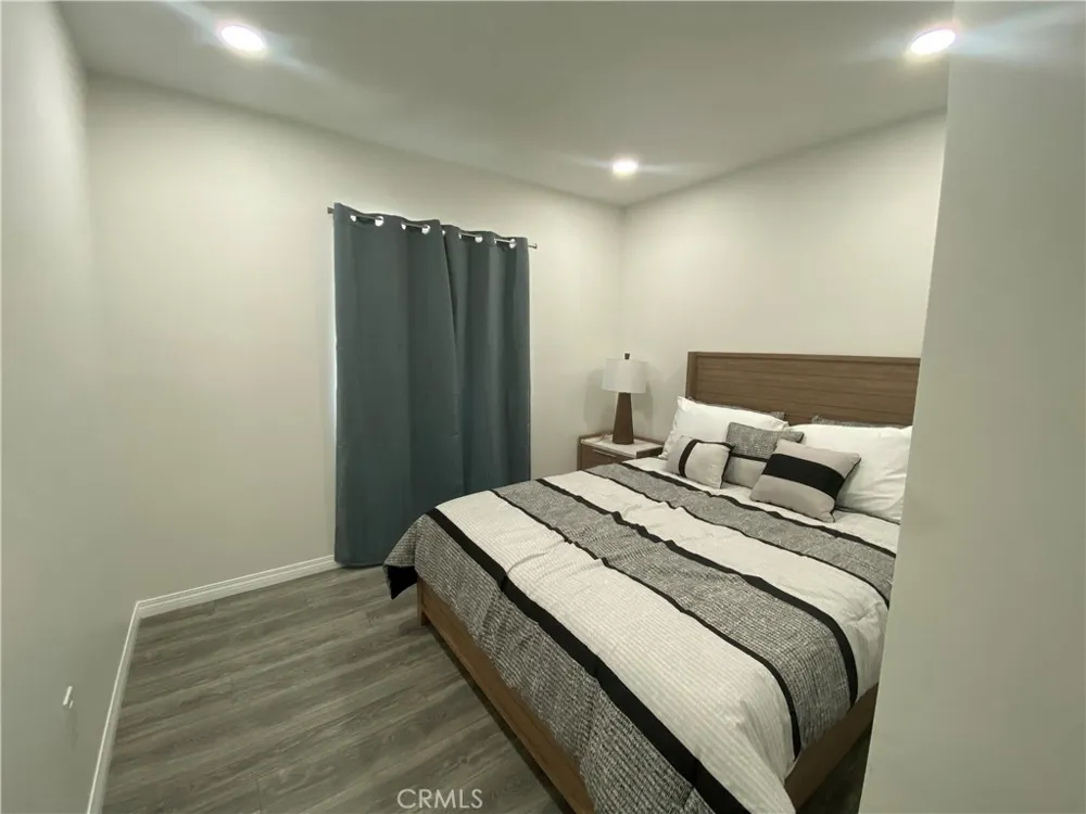 10059 Woodale Avenue Arleta, CA 91331