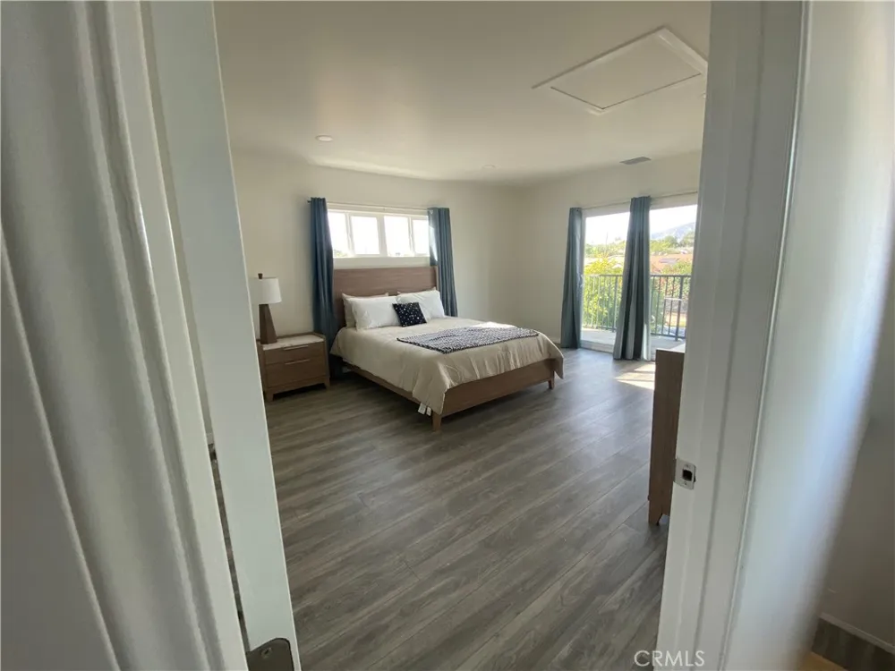10059 Woodale Avenue Arleta, CA 91331