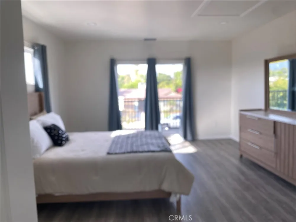 10059 Woodale Avenue Arleta, CA 91331