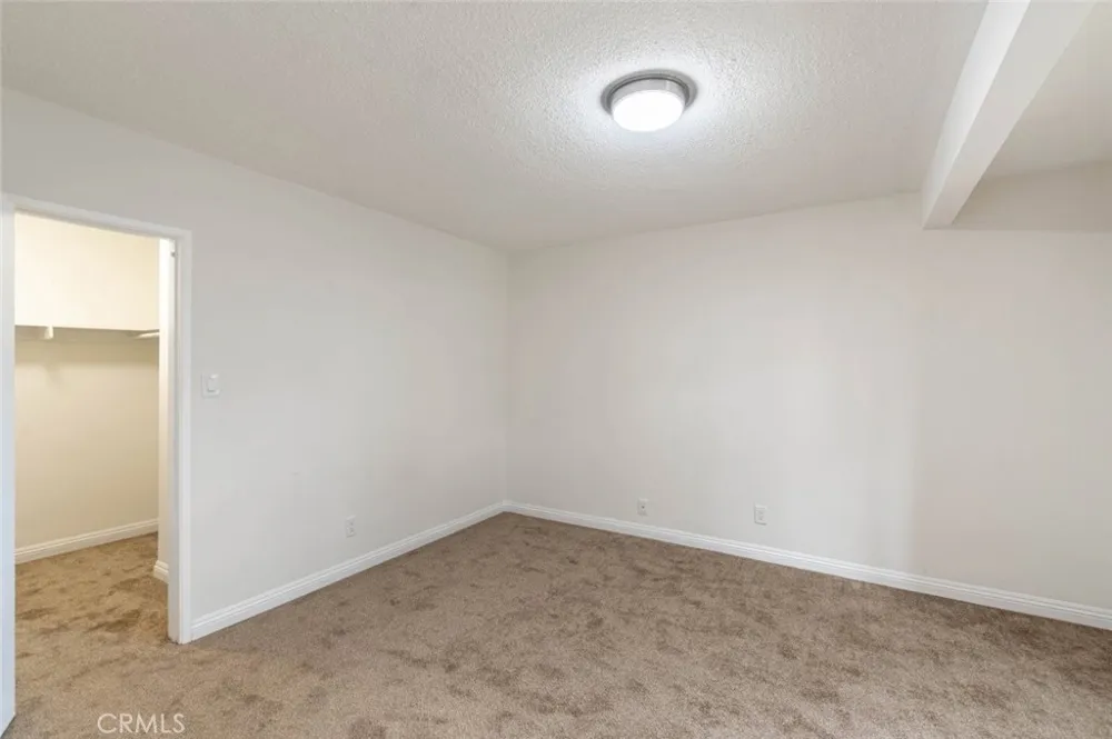 6520 Shirley Avenue #3 Reseda, CA 91335
