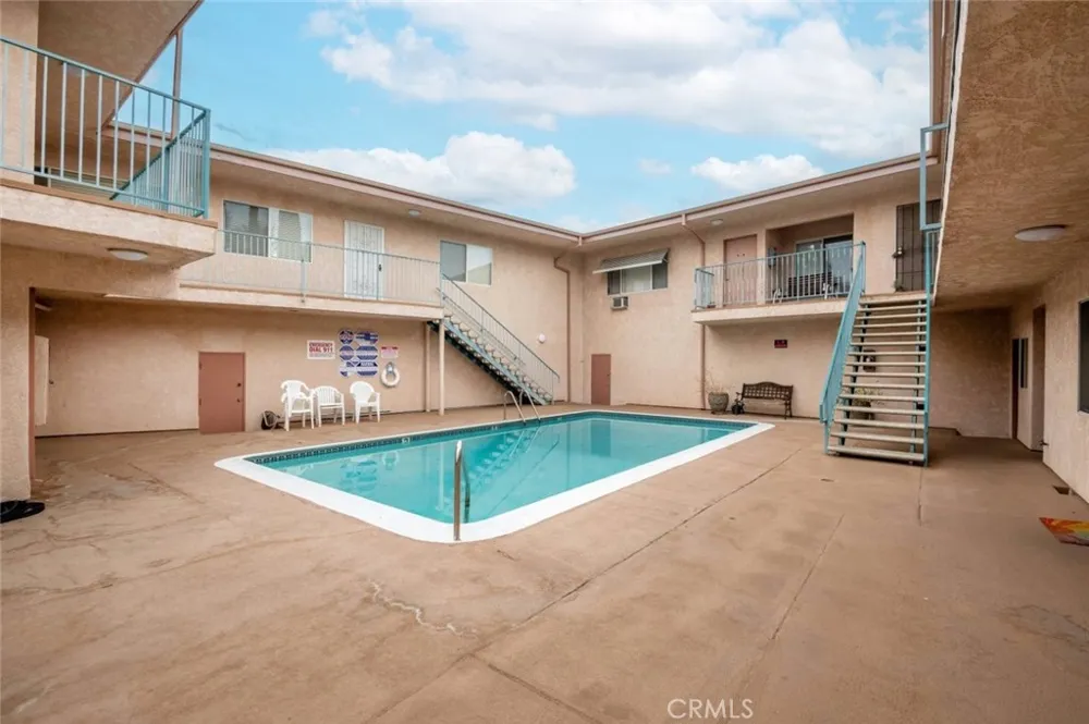 6520 Shirley Avenue #3 Reseda, CA 91335