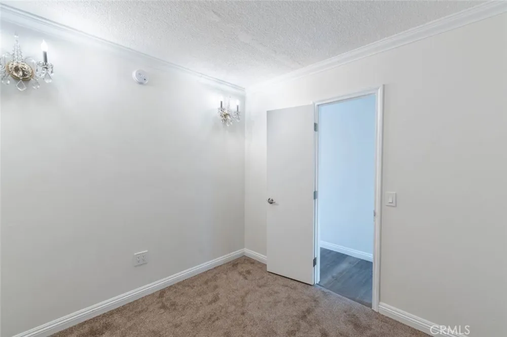 6520 Shirley Avenue #3 Reseda, CA 91335