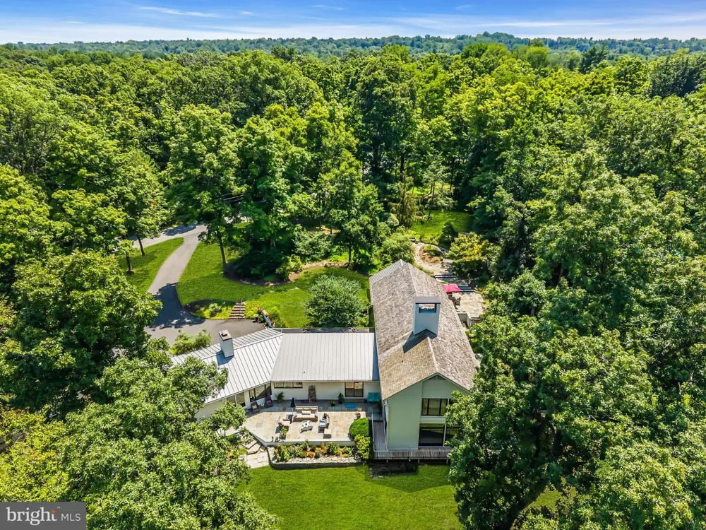 2 PURITAN COURT Princeton, NJ 08540