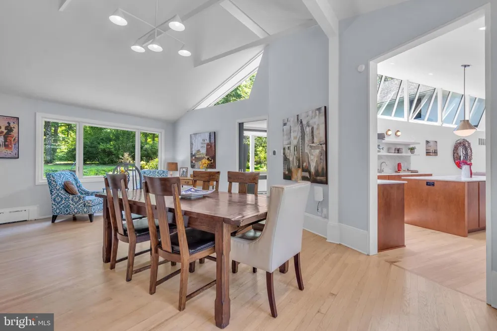 2 PURITAN COURT Princeton, NJ 08540