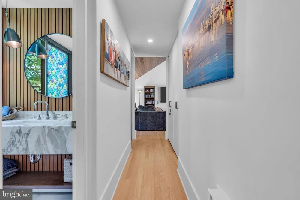 2 PURITAN COURT Princeton, NJ 08540