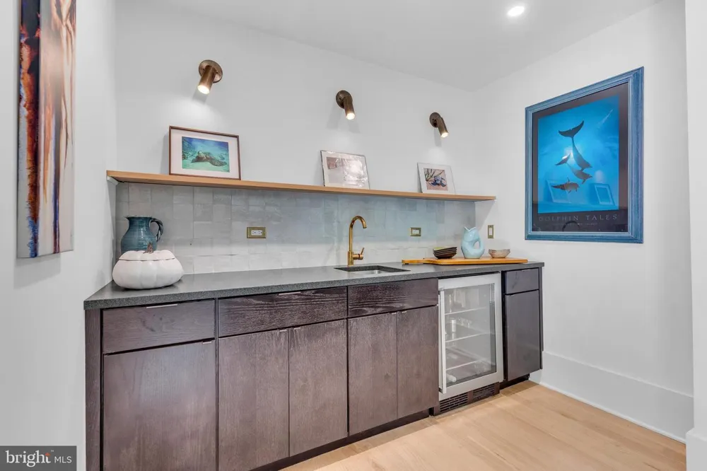 2 PURITAN COURT Princeton, NJ 08540