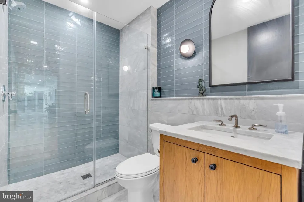 2 PURITAN COURT Princeton, NJ 08540