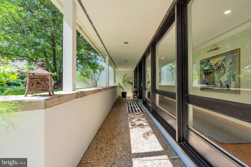 2 PURITAN COURT Princeton, NJ 08540