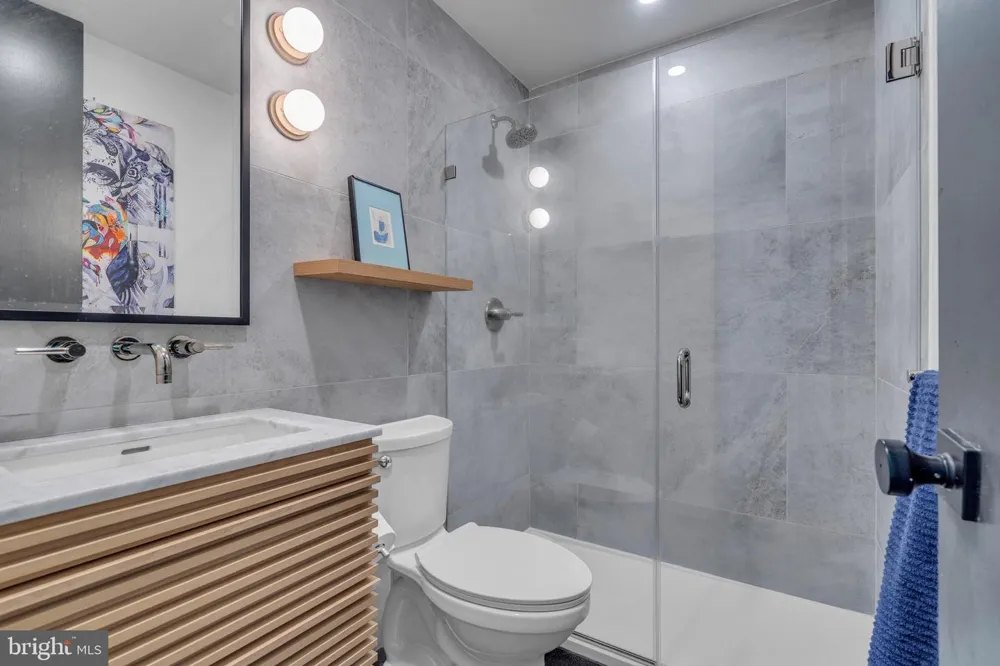 2 PURITAN COURT Princeton, NJ 08540