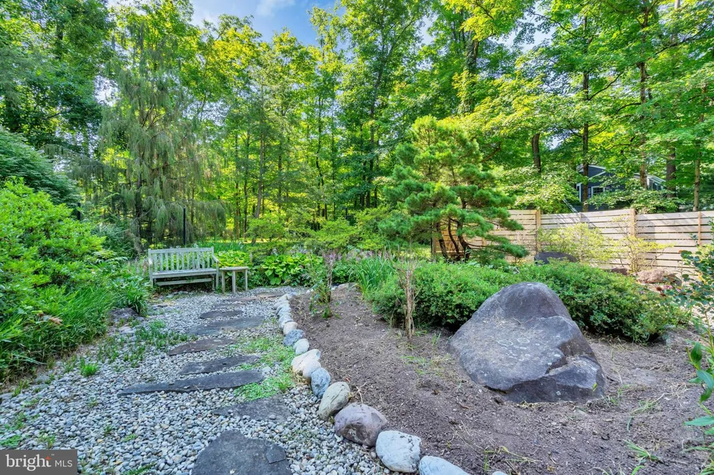 2 PURITAN COURT Princeton, NJ 08540