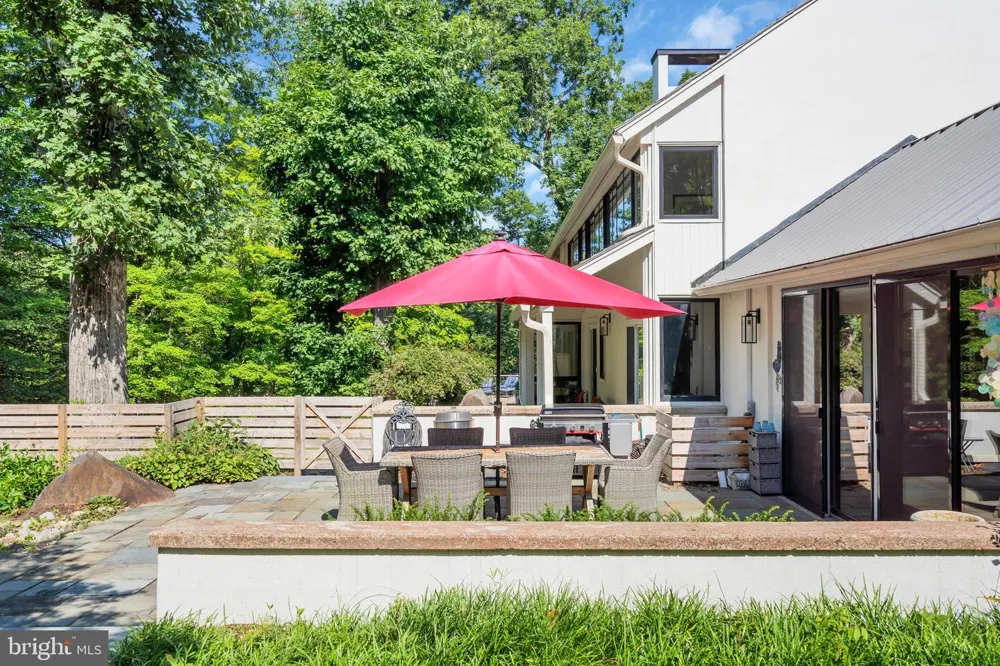 2 PURITAN COURT Princeton, NJ 08540