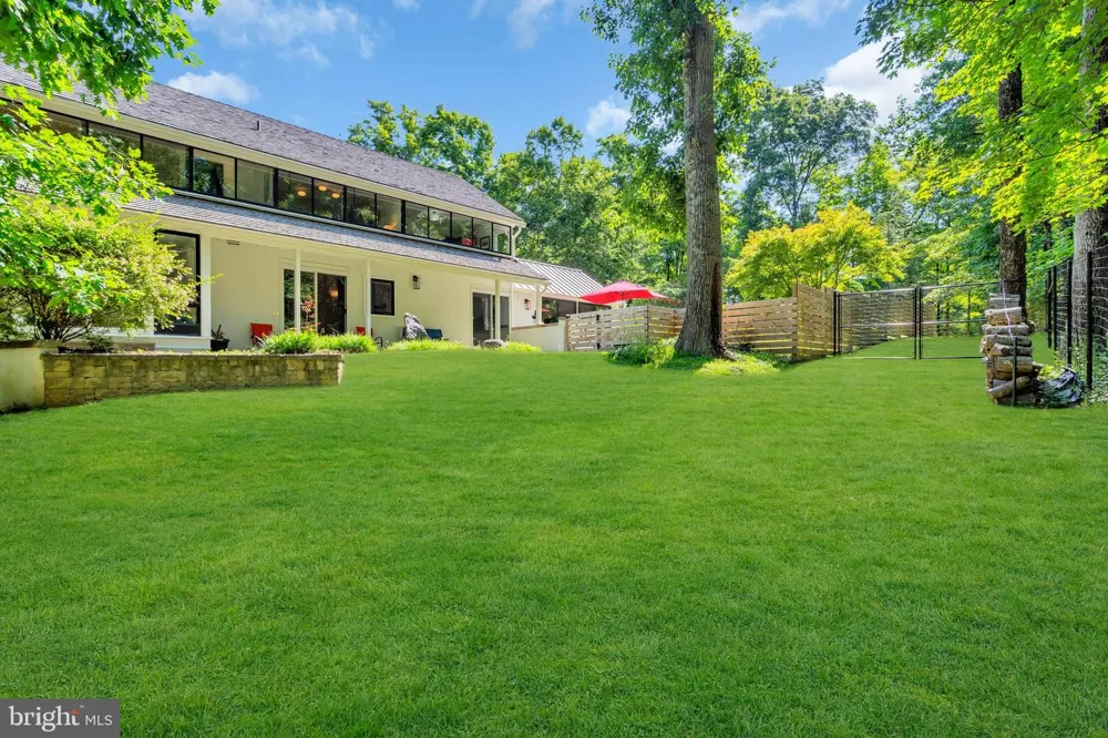 2 PURITAN COURT Princeton, NJ 08540
