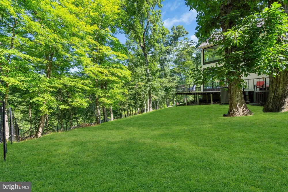 2 PURITAN COURT Princeton, NJ 08540