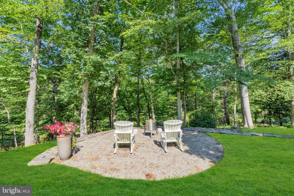 2 PURITAN COURT Princeton, NJ 08540