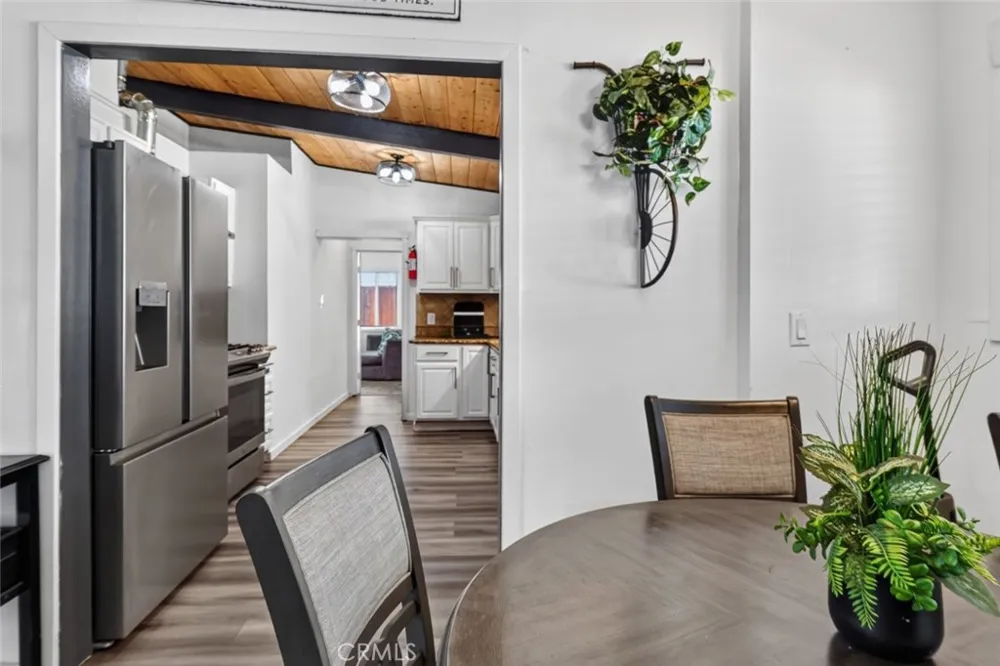 7959 Bothwell Road Reseda, CA 91335