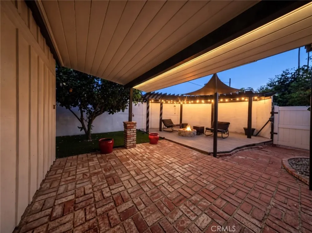 7959 Bothwell Road Reseda, CA 91335