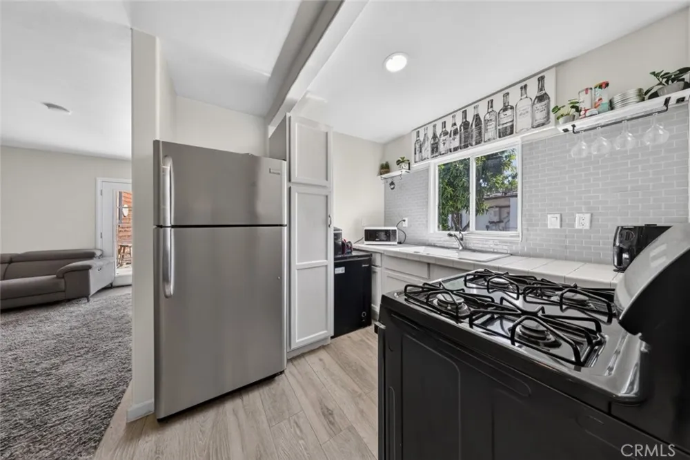 7959 Bothwell Road Reseda, CA 91335