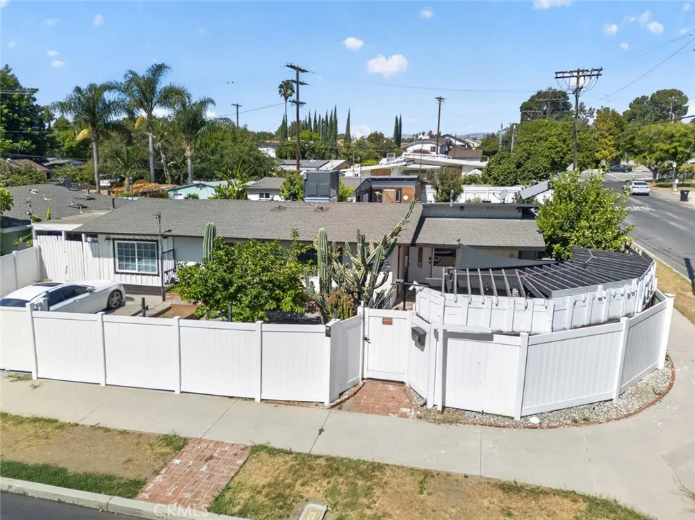 7959 Bothwell Road Reseda, CA 91335