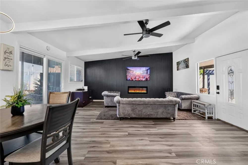 7959 Bothwell Road Reseda, CA 91335