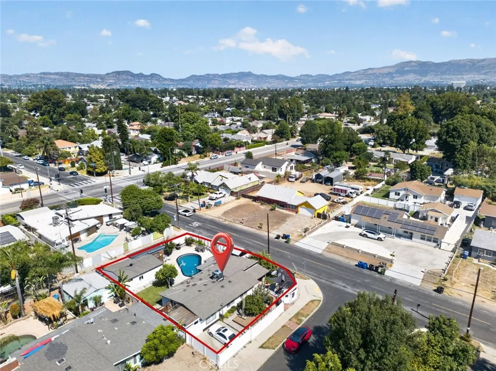 7959 Bothwell Road Reseda, CA 91335