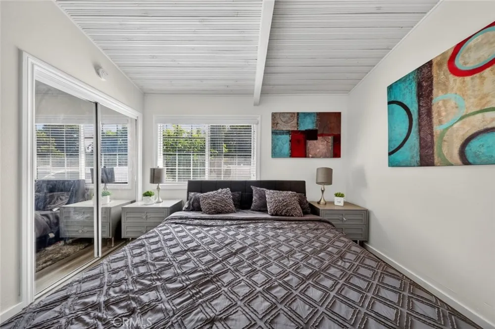 7959 Bothwell Road Reseda, CA 91335